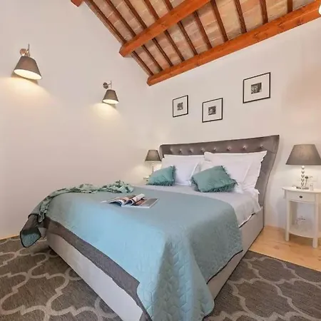 Lulu With Heated Pool, Sauna & Hot Tub *