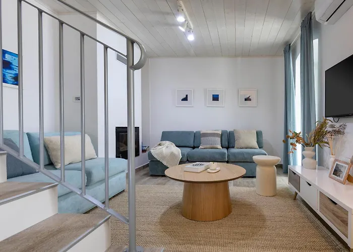 Lulu With Heated Pool, Sauna & Hot Tub